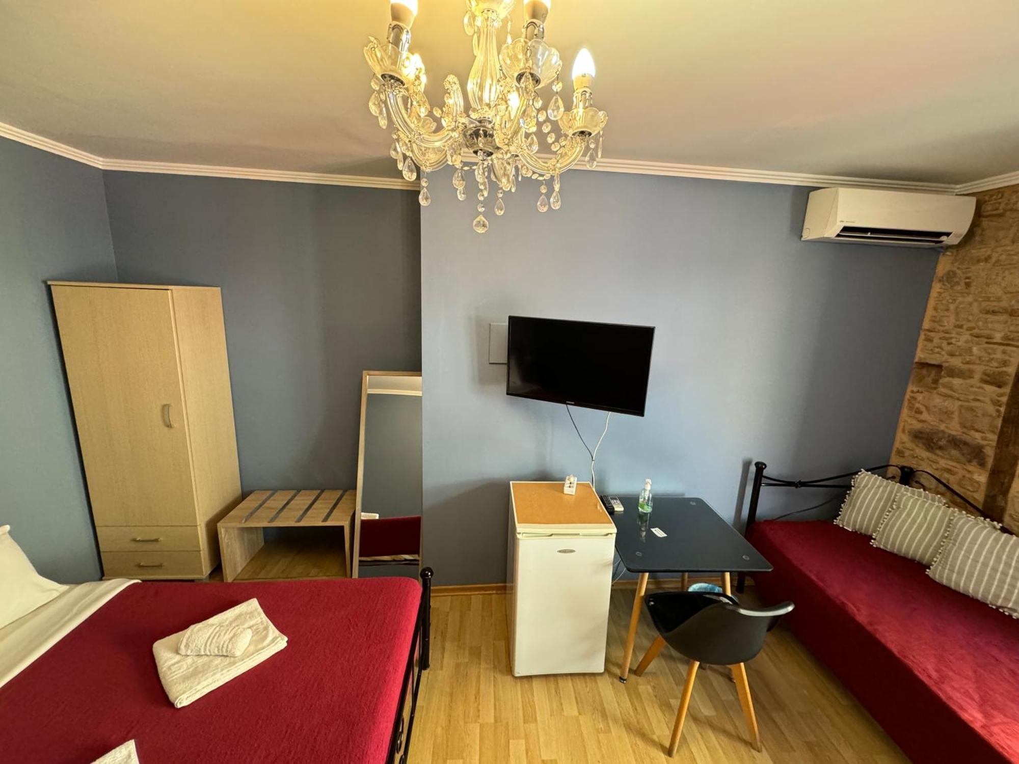 Ionia Rooms Chios Town Exterior foto